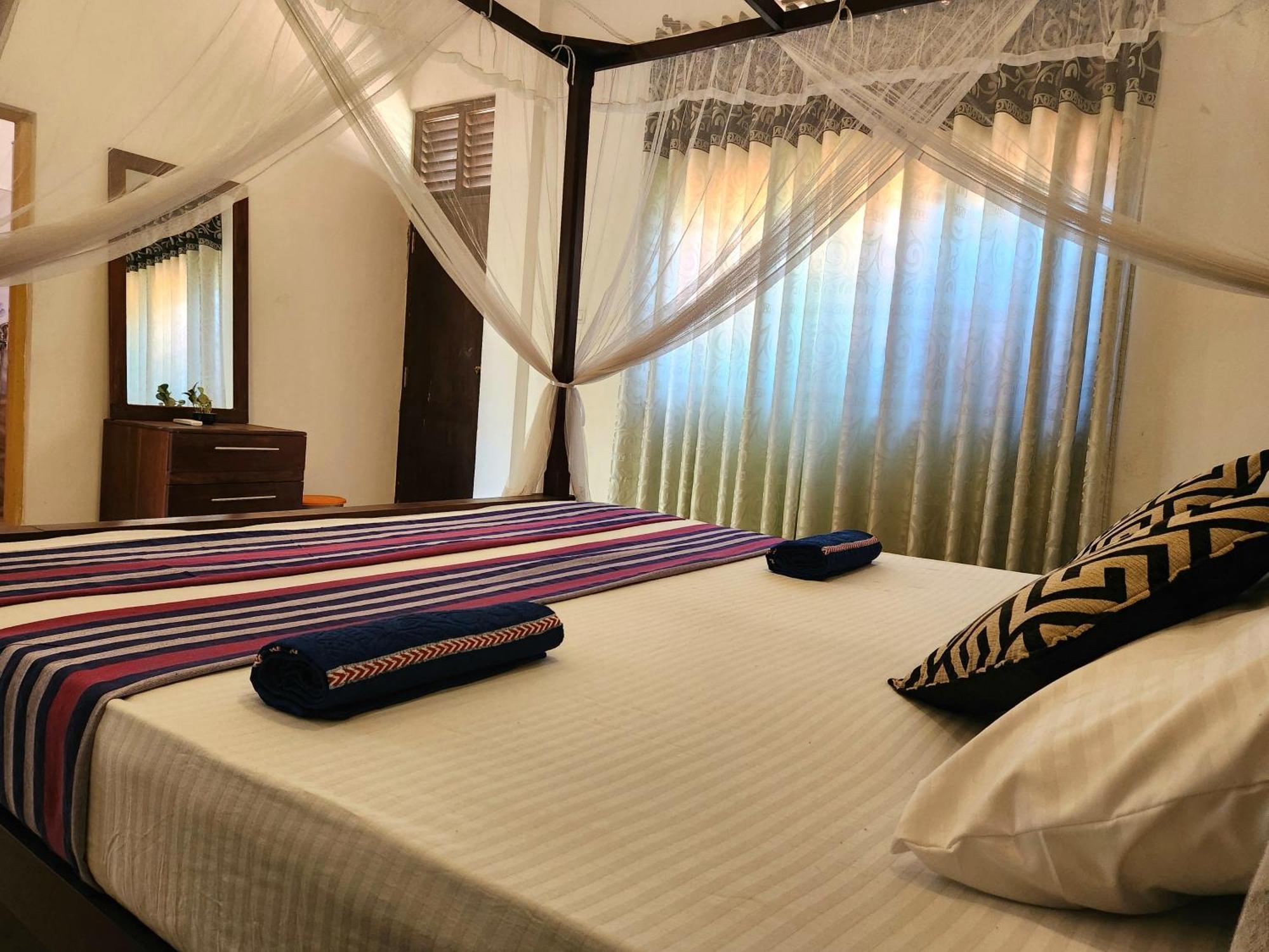 Sun Sea Guest Home Tangalle Buitenkant foto