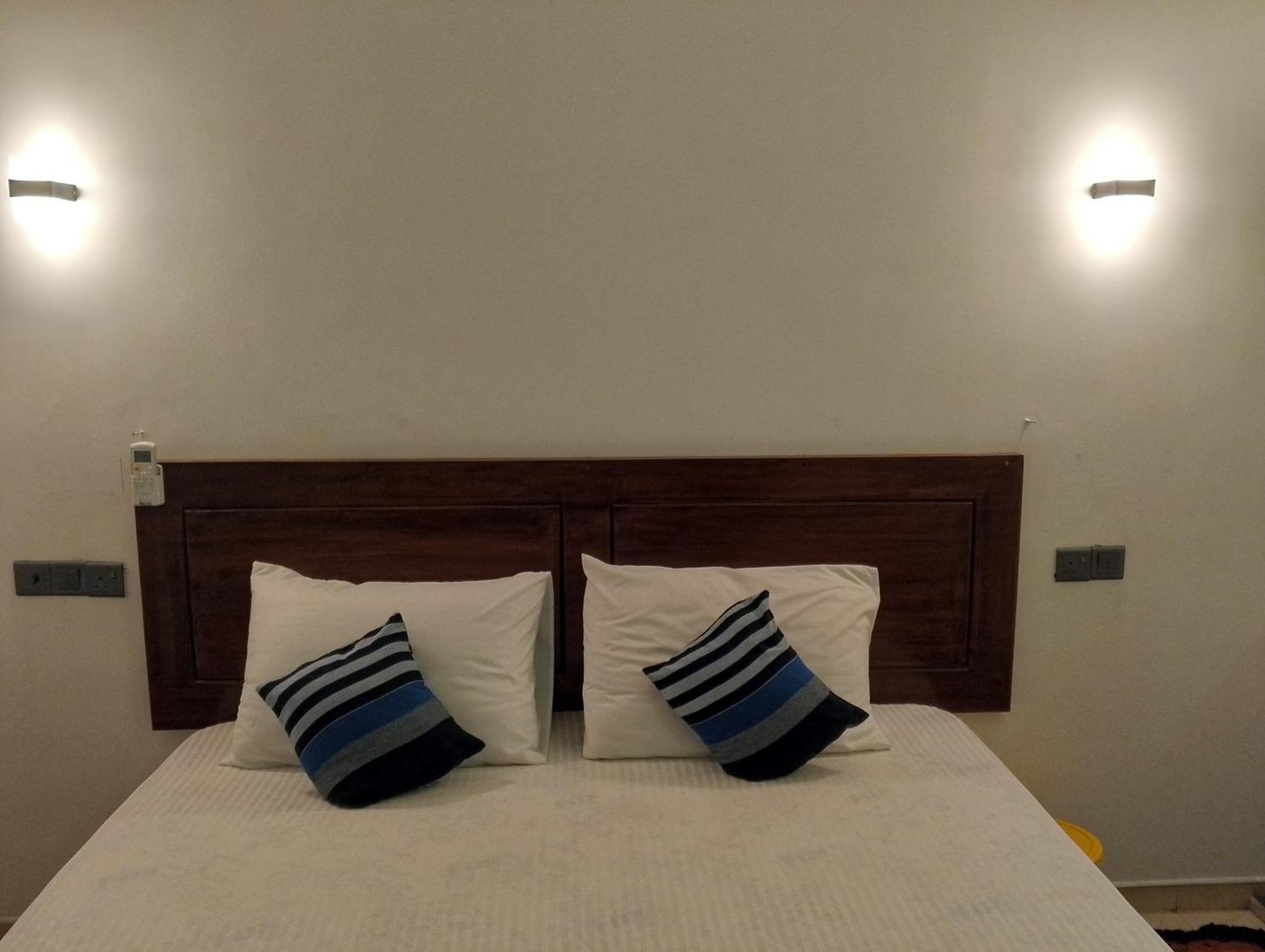 Sun Sea Guest Home Tangalle Buitenkant foto