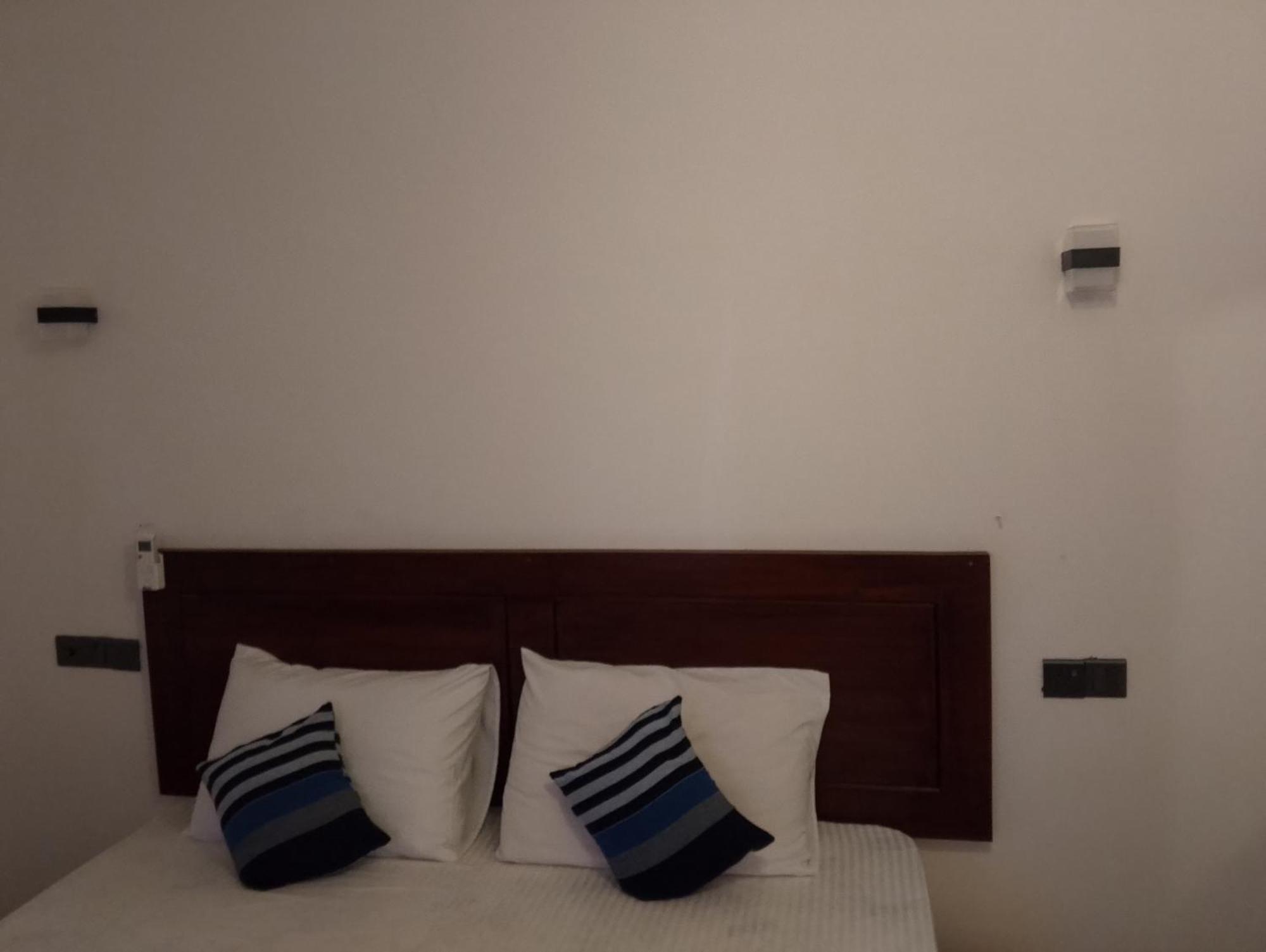 Sun Sea Guest Home Tangalle Buitenkant foto