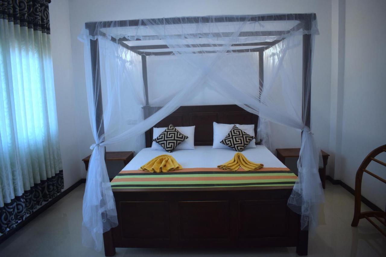 Sun Sea Guest Home Tangalle Buitenkant foto