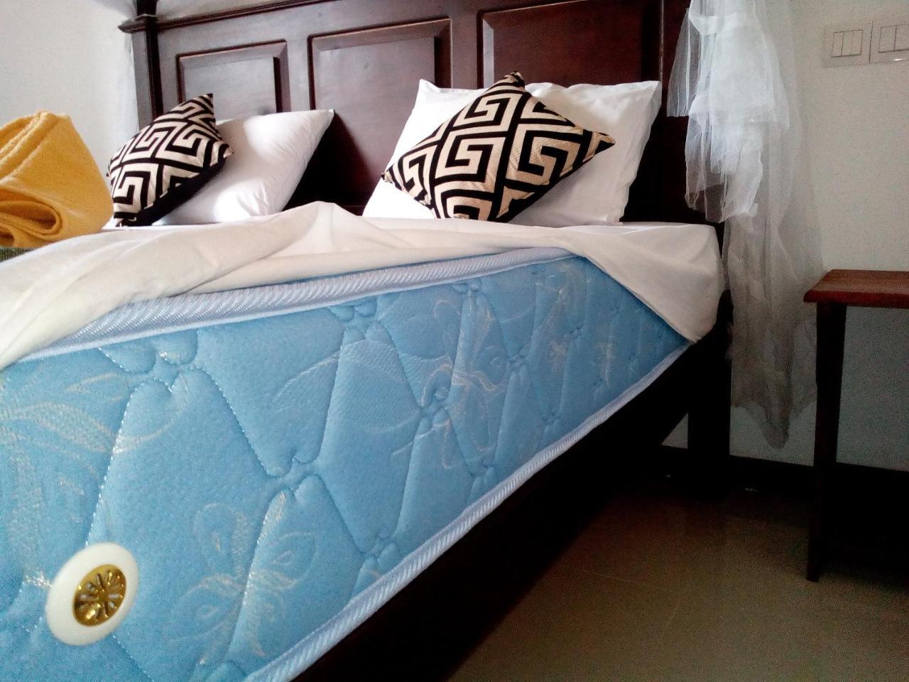 Sun Sea Guest Home Tangalle Buitenkant foto